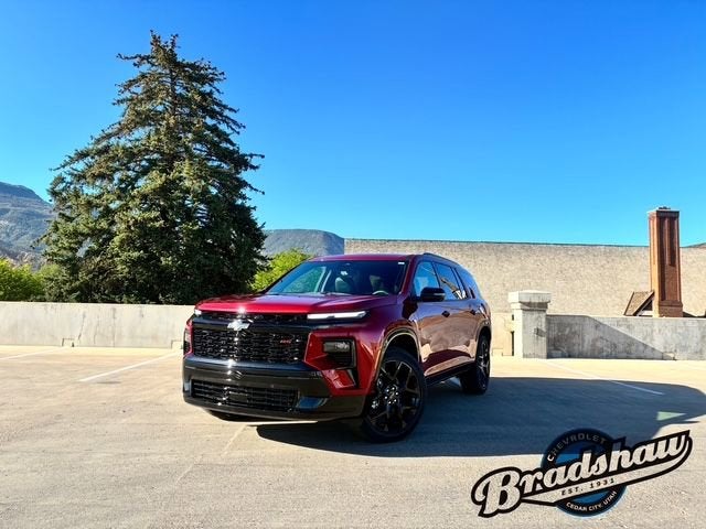 2026 Chevrolet Traverse RS in Radiant Red Tintcoat — front three-quarter view