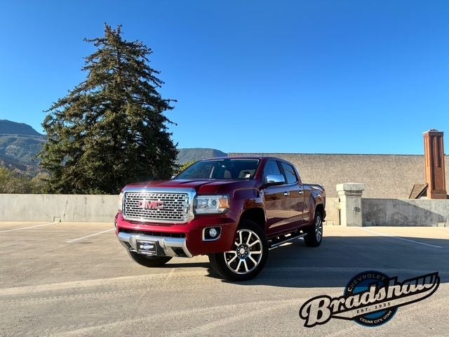 2019 GMC Canyon Denali in Red Quartz Tintcoat — front three-quarter view