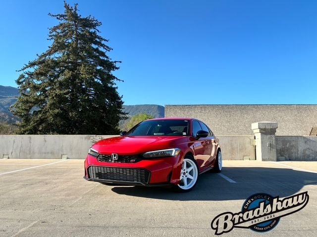 2025 Honda Civic Si Base in Red — front three-quarter view