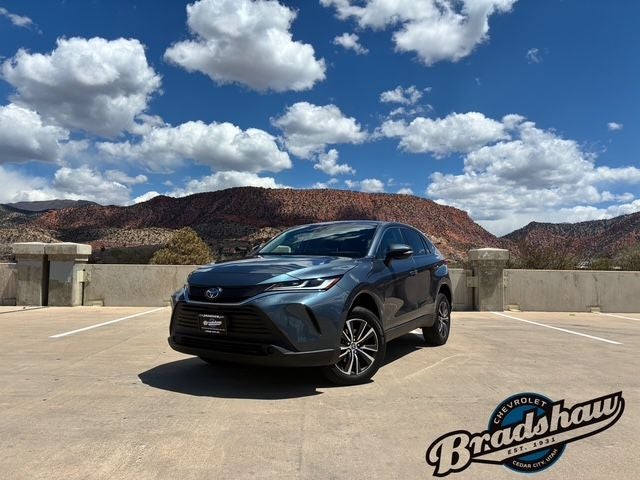 2024 Toyota Venza LE in Coastal Gray Metallic — front three-quarter view